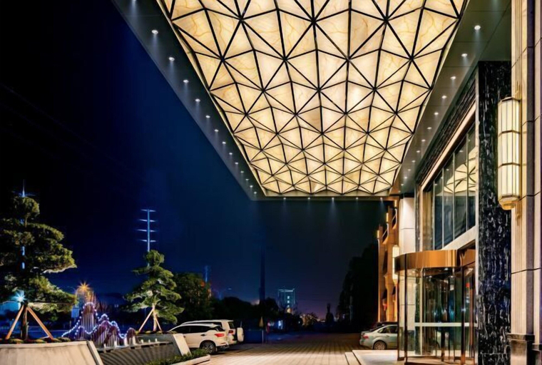 Exterior & Views 2, Huayi Hotel, Xianning