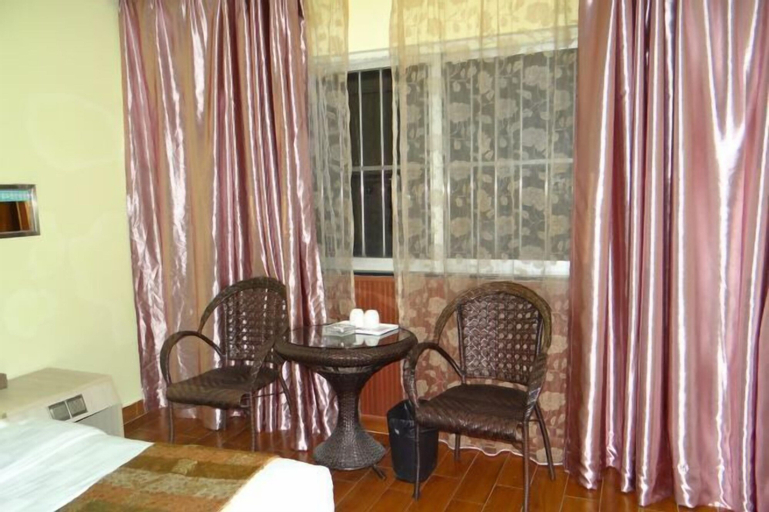 Bedroom 6