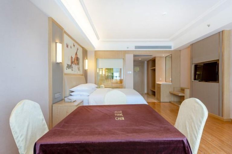 Bedroom 3, Vienna International Hotel (Guiyang Yunyan District Future Ark Branch), Guiyang