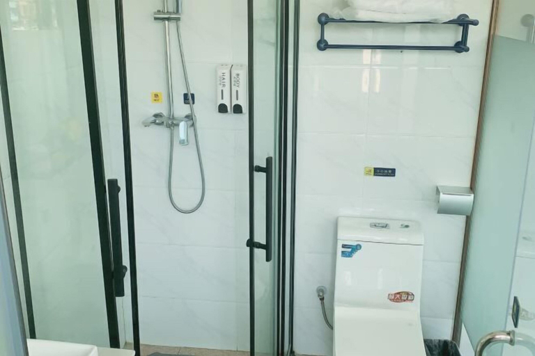 Bathroom 3, 7Days Inn Hotel (Zhuhai Tangjiawan Sun Yat-sen University), Zhuhai