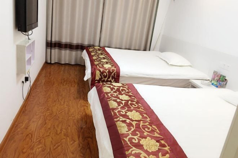 Bedroom 2, Xingrong Hotel, Xuzhou