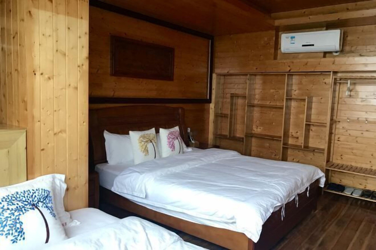 Bedroom 3, Travelling with Hostel Guilin Longji, Guilin