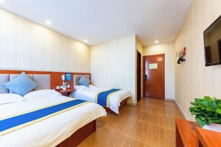 Bedroom 4, Oriental Hotel, Beijing