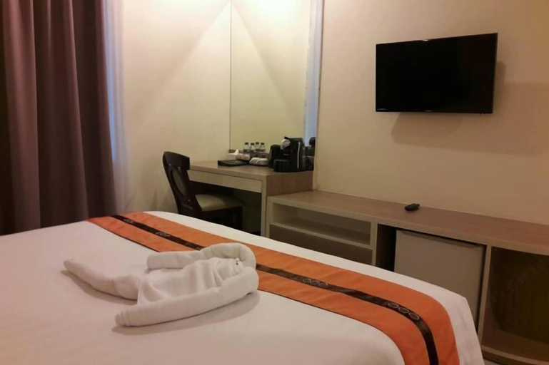 Bedroom 15