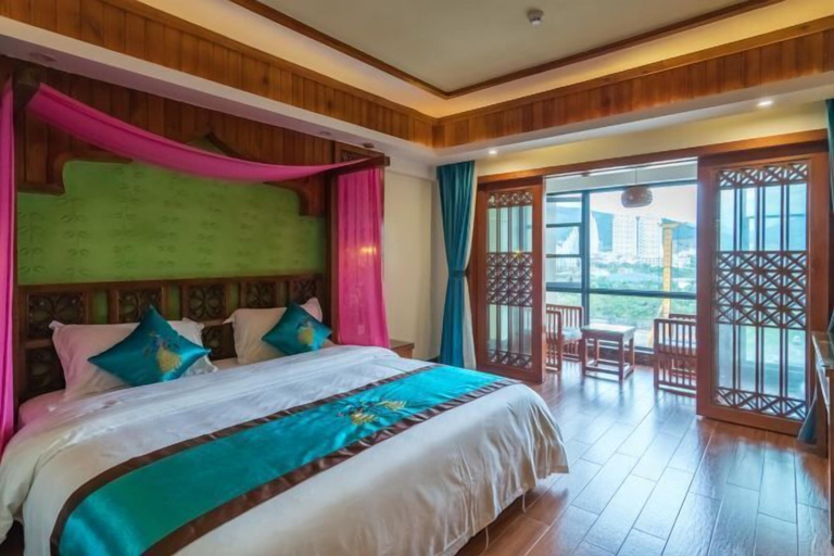 Bedroom 2, Lanmei Riverside Holiday Hotel, Xishuangbanna Dai