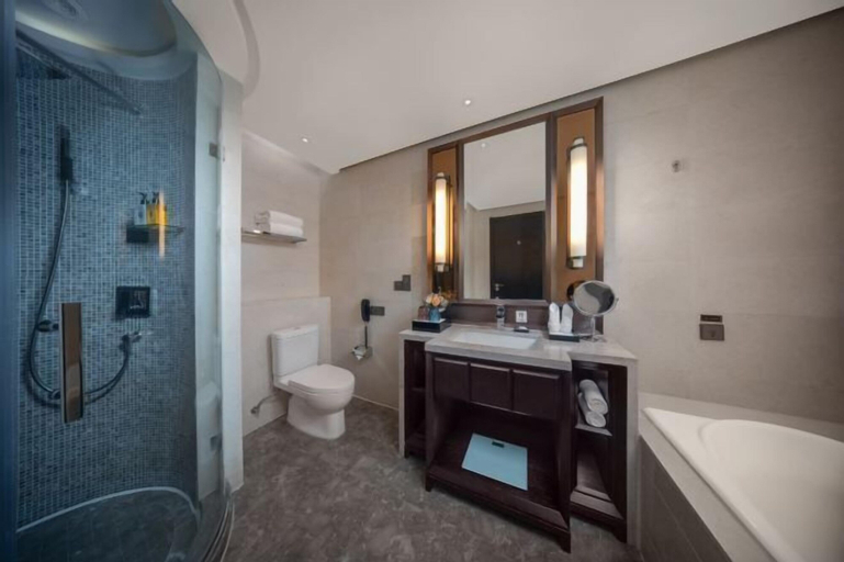 Bedroom 3, Kaihua International Hotel, Quzhou
