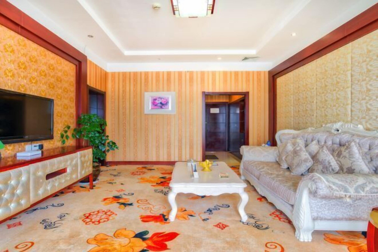 Others 5, Hua Xi Hotel, Wenshan Zhuang and Miao