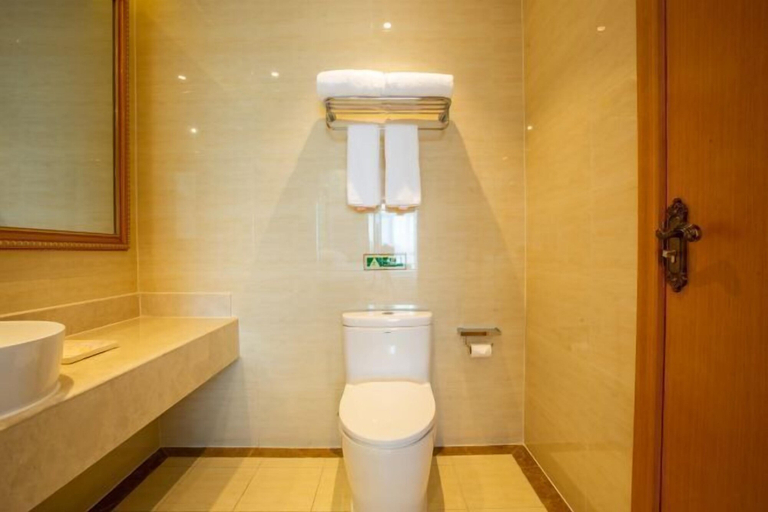 Bathroom 4, Vienna International Hotel (Khorgos Port), Ili Kazakh