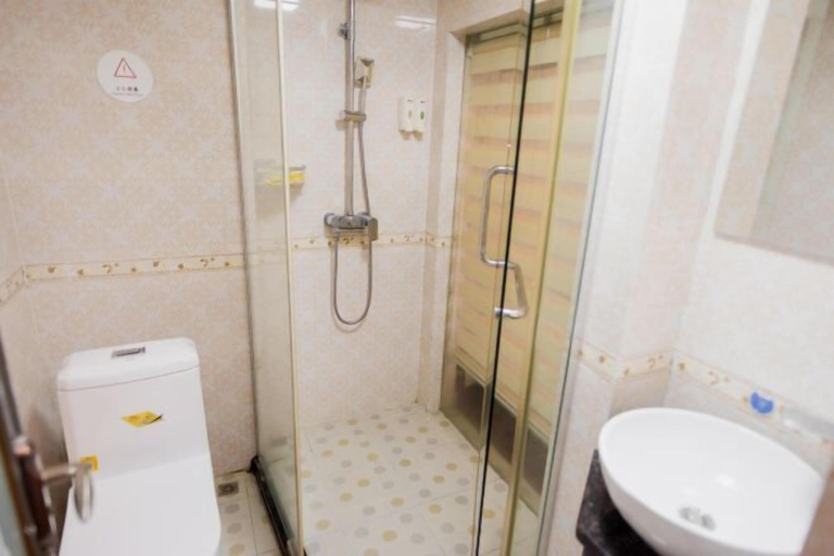 Bathroom 4, Carlos Hotel (Kaiping Dongjiao Store), Jiangmen