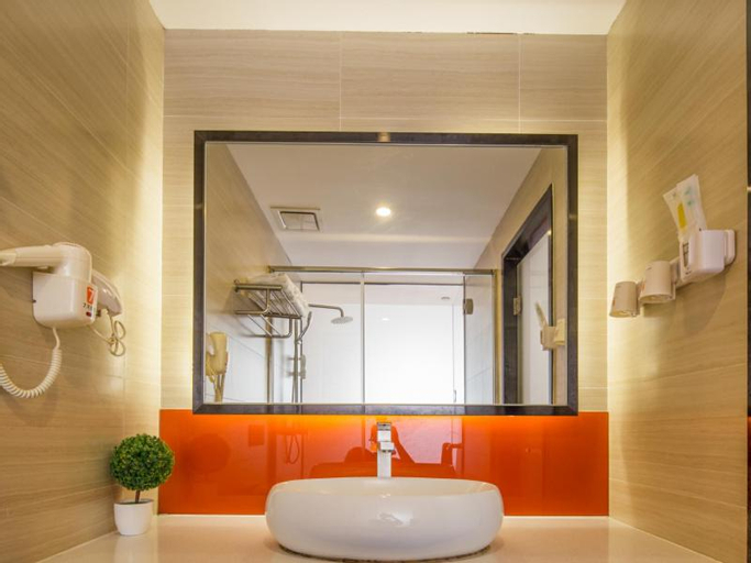 Bedroom 3, 7 Days Premium Shenzhen Longgang Dayun Center Ailian Metro Station, Shenzhen