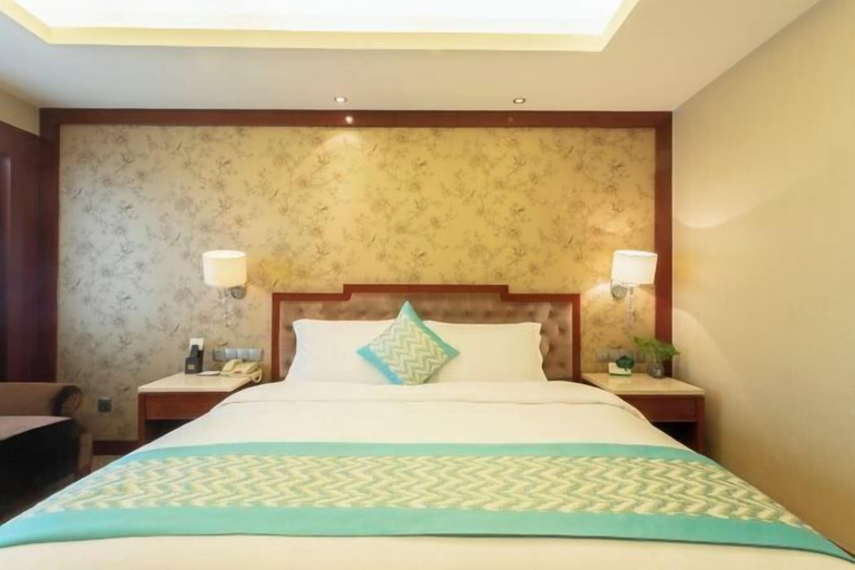 Bedroom 2, Huatian Hotel, Xiangtan