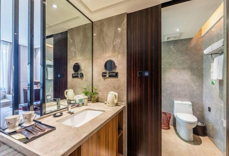 Bathroom 2, Huafeng Huatian Hotel, Yongzhou