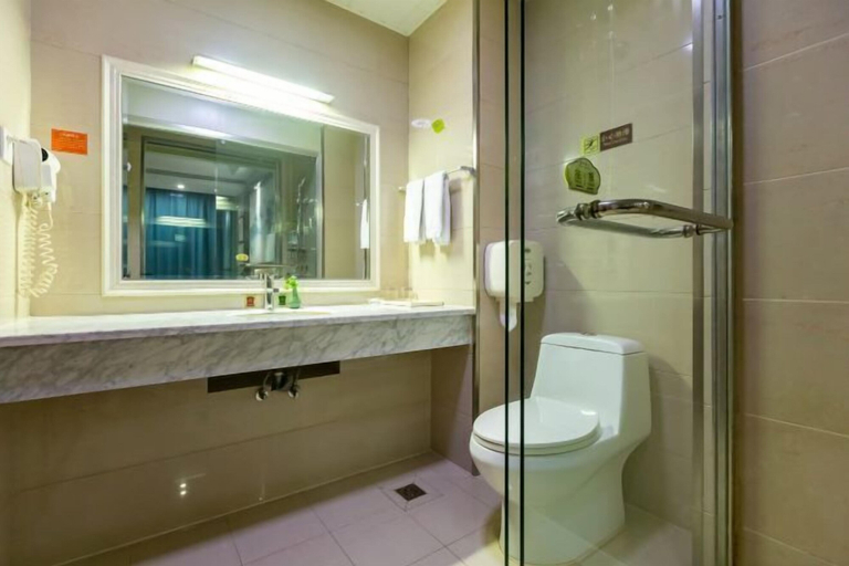 Bathroom 4, Guanfeng Holiday Hotel, Jiaxing