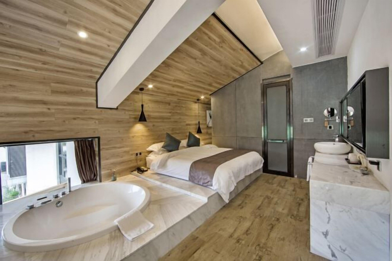 Bathroom 4, Wuyishan Yuejiuqu Hotel (Zhuyu Wharf), Nanping