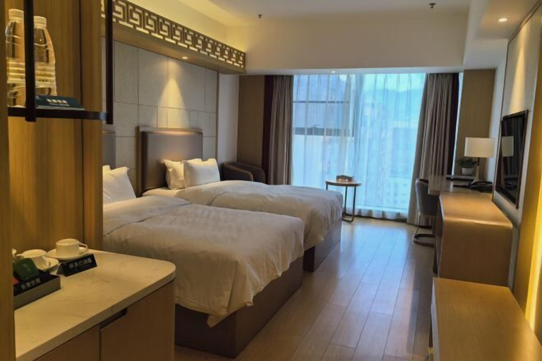 Bedroom 3, Yihai Alliance Hotel, Liangshan Yi