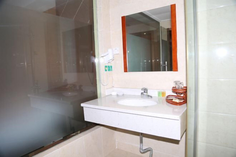Bathroom 3, Haining Haodu Holiday Inn, Jiaxing