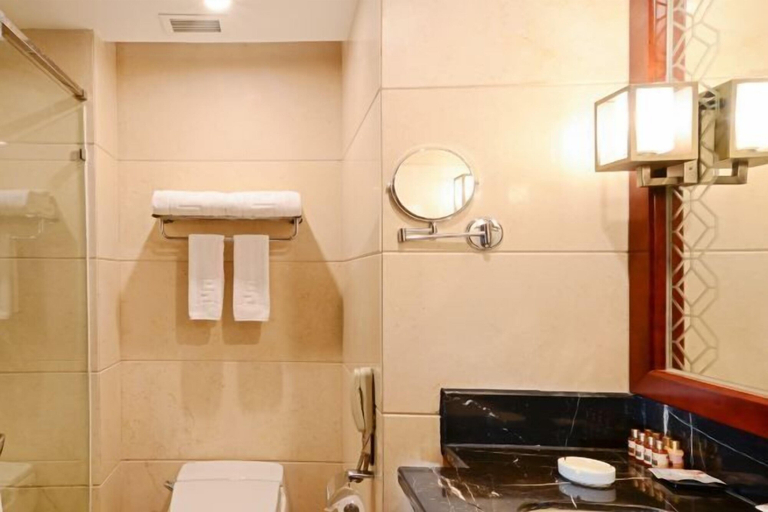 Bathroom 3, Danling Jinjiang Hotel, Meishan