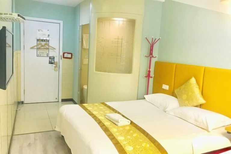 Bedroom 3, 100 Inn (Wuhan Optics Valley Geoscience University), Wuhan