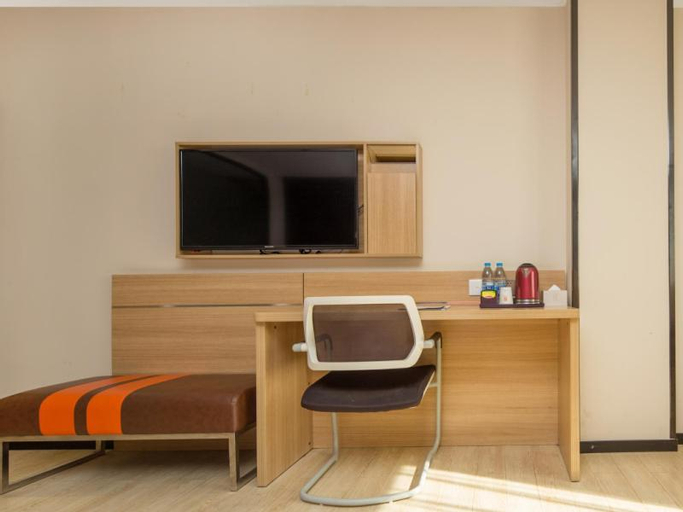 Others 5, 7 Days Premium Shenzhen Longgang Dayun Center Ailian Metro Station, Shenzhen