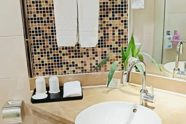 Bathroom 4, Yintai Hotel (Hometown of Luxun Shaoxing), Shaoxing