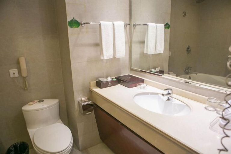 Bathroom 4, Taitan International Hotel, Shaoxing