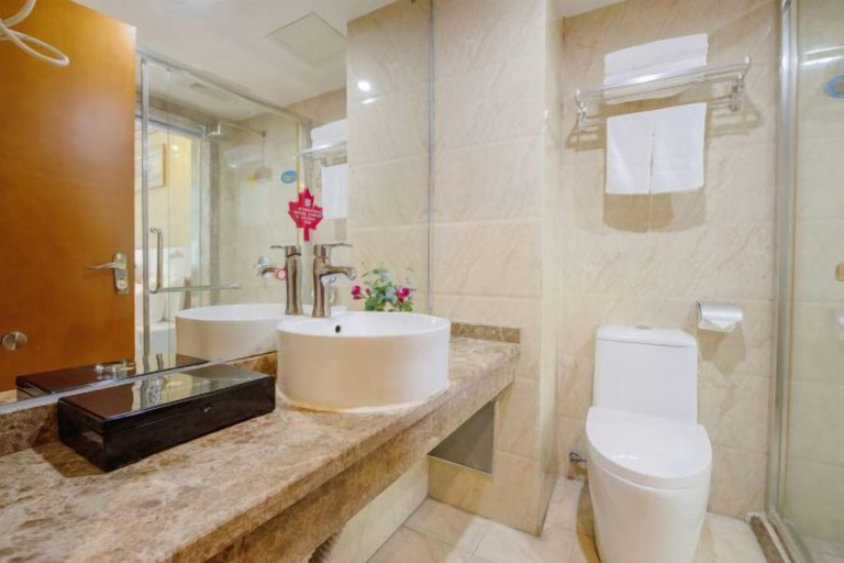 Bathroom 4, Yafeng Hotel (Huizhou West Lake), Huizhou