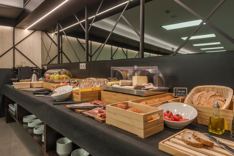 Food & Drinks 4, Hotel Olot Centre, Girona