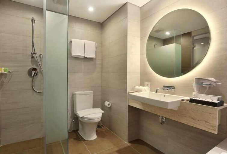 Bathroom 9