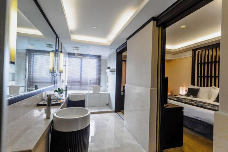 Bathroom 3, Rich Plaza Hotel, Jiaxing