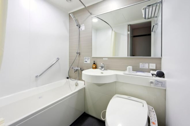 Bathroom 1