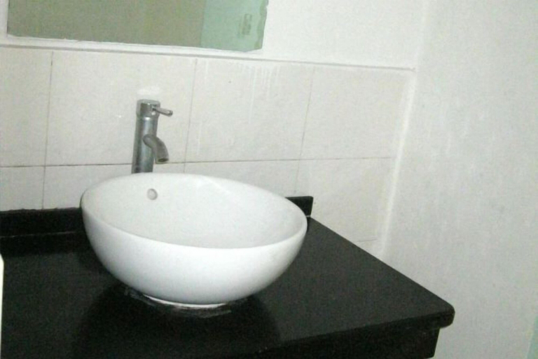 Bathroom 4, Beihai Jiashenjia hotel, Beihai