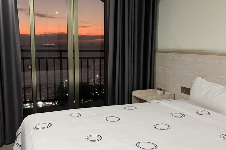 Bedroom 3, Seaview Holiday Hotel, Yangjiang