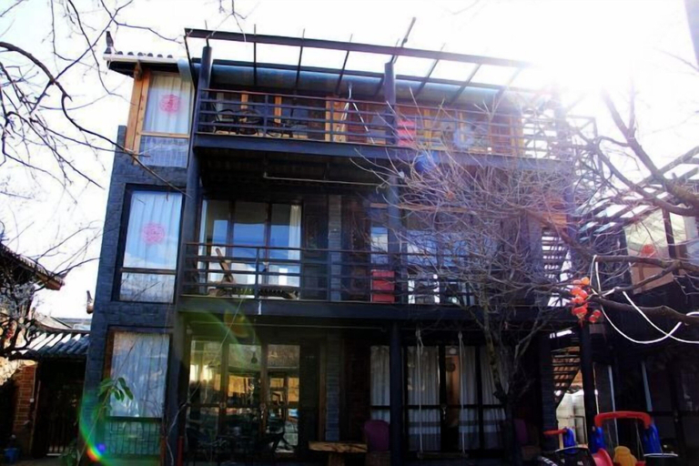 Exterior & Views 2, Ziyou Suiyue Design Hostel, Lijiang