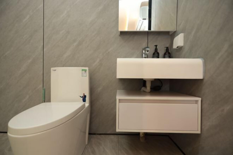 Bathroom 4, Qingdao Lingshan Island Haishang Starting Hotel, Qingdao