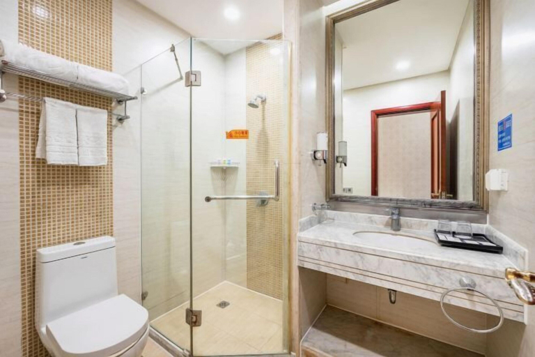 Bathroom 4, Wharton Bogong International Hotel, Yulin