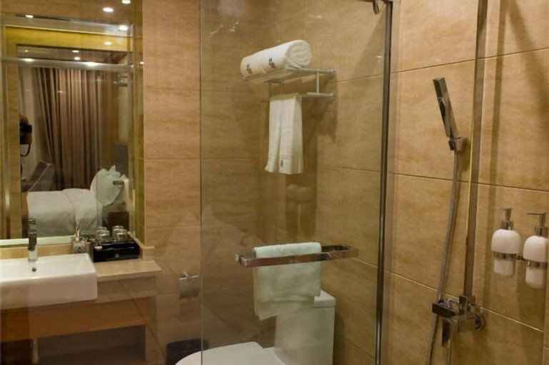 Bathroom 6