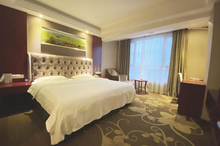 Bedroom 2, Chongzhou Lanfeng Hotel, Chengdu