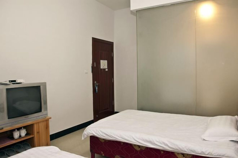 Bedroom 5, Wuyishan Star B&B, Nanping