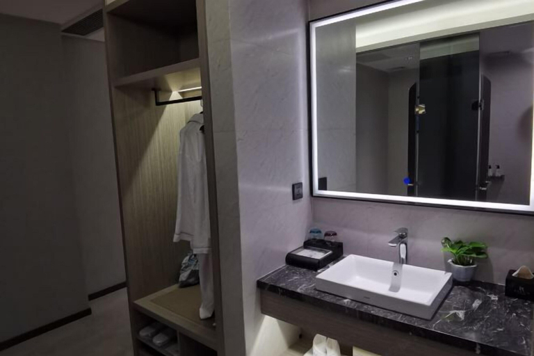 Bathroom 4, Kastin Hotel, Shantou