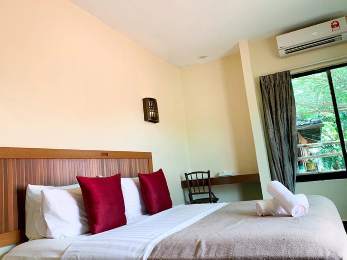 Bedroom 2, Coconut Beach Villa Langkawi, Langkawi