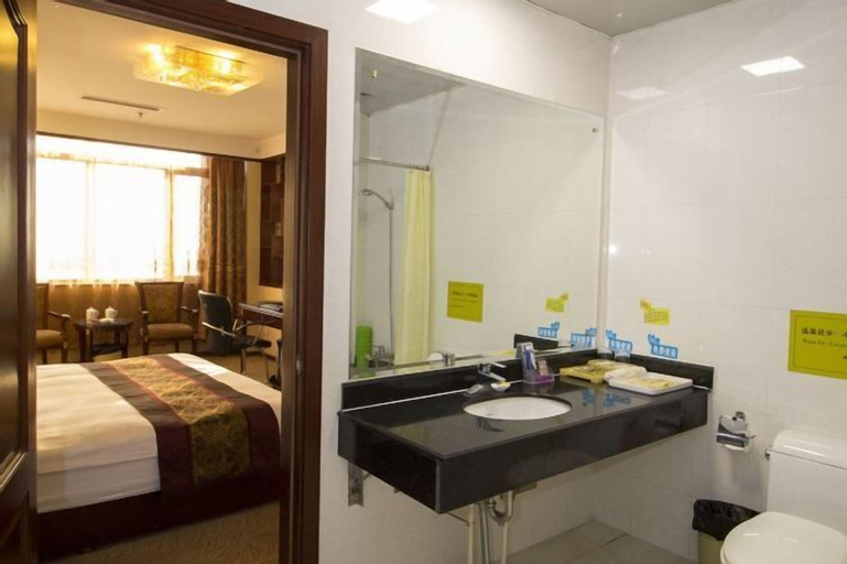 Bedroom 2, Fuhua Hotel, Weifang