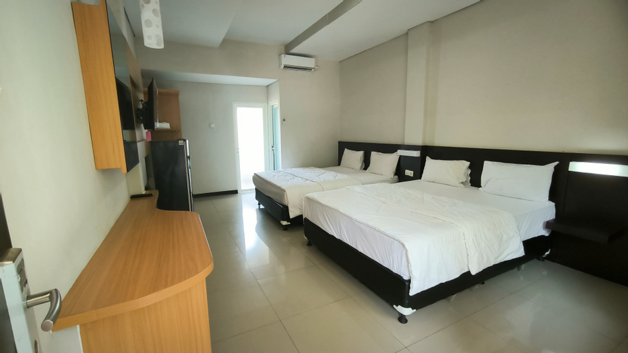 Bedroom 12