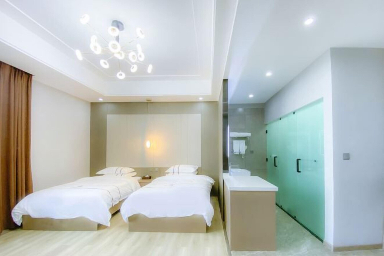 Bedroom 3, Taowowo Holiday Hotel, Honghe Hani and Yi