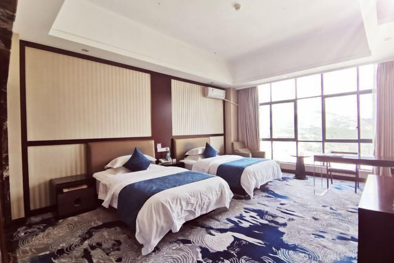 Bedroom 3, Yongqian Hotel, Lincang