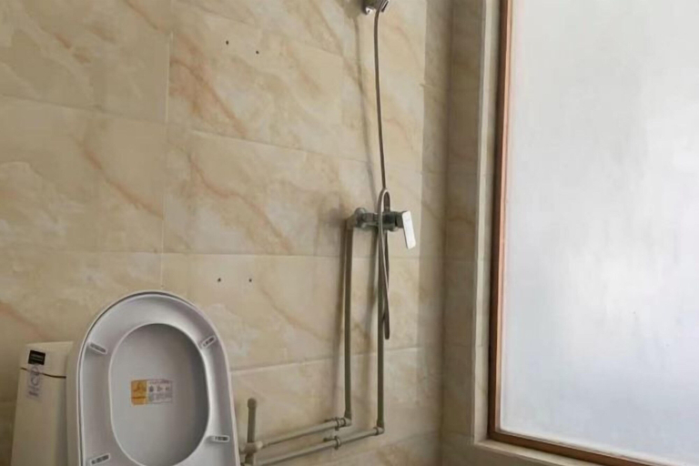 Bathroom 4, HaiziMountainGrandHotel, Garzê Tibetan