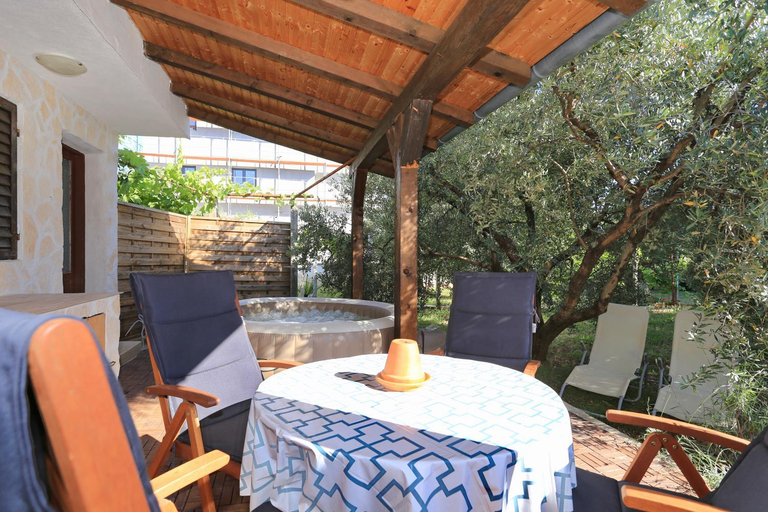 Others 3, HACIENDA MIA perfect, Zadar