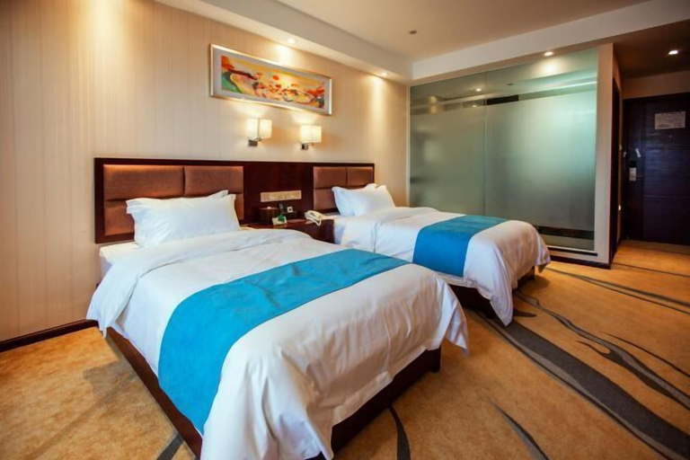 Bedroom 3, Antai Hotel, Kunming