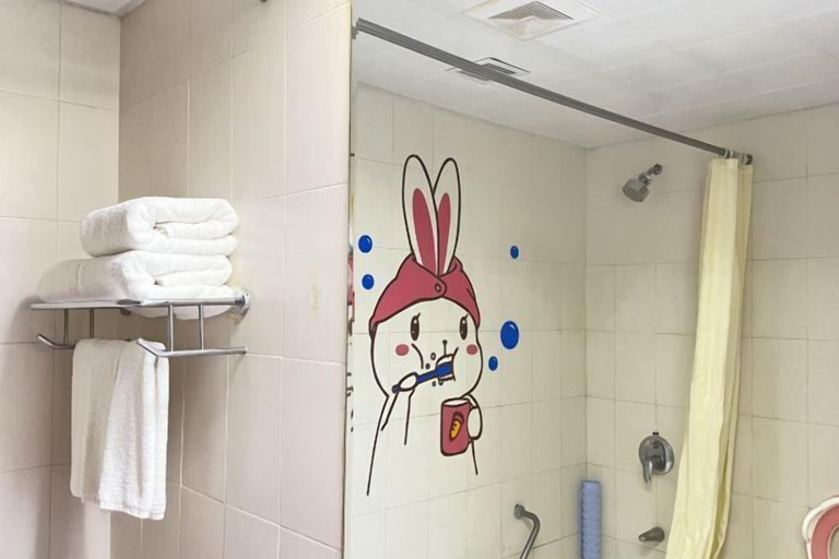 Bathroom 4, Tianhaoyuan Country Club, Beijing
