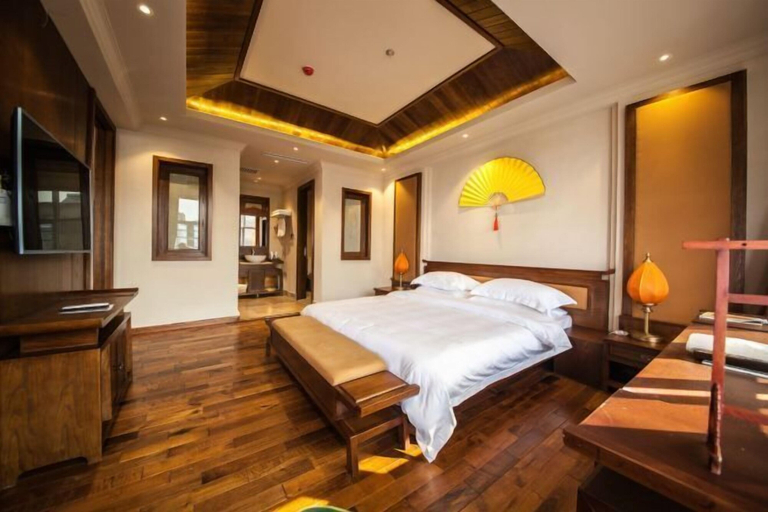 Bedroom 3, Liaokuo Jingshe Hotel, Qujing