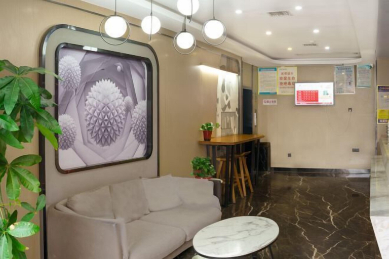 Others 3, Thank U Hotel (Lengshuijiang Red Double Happiness Building Material Market), Loudi